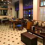 Leto 2* 메갈로폴리스
